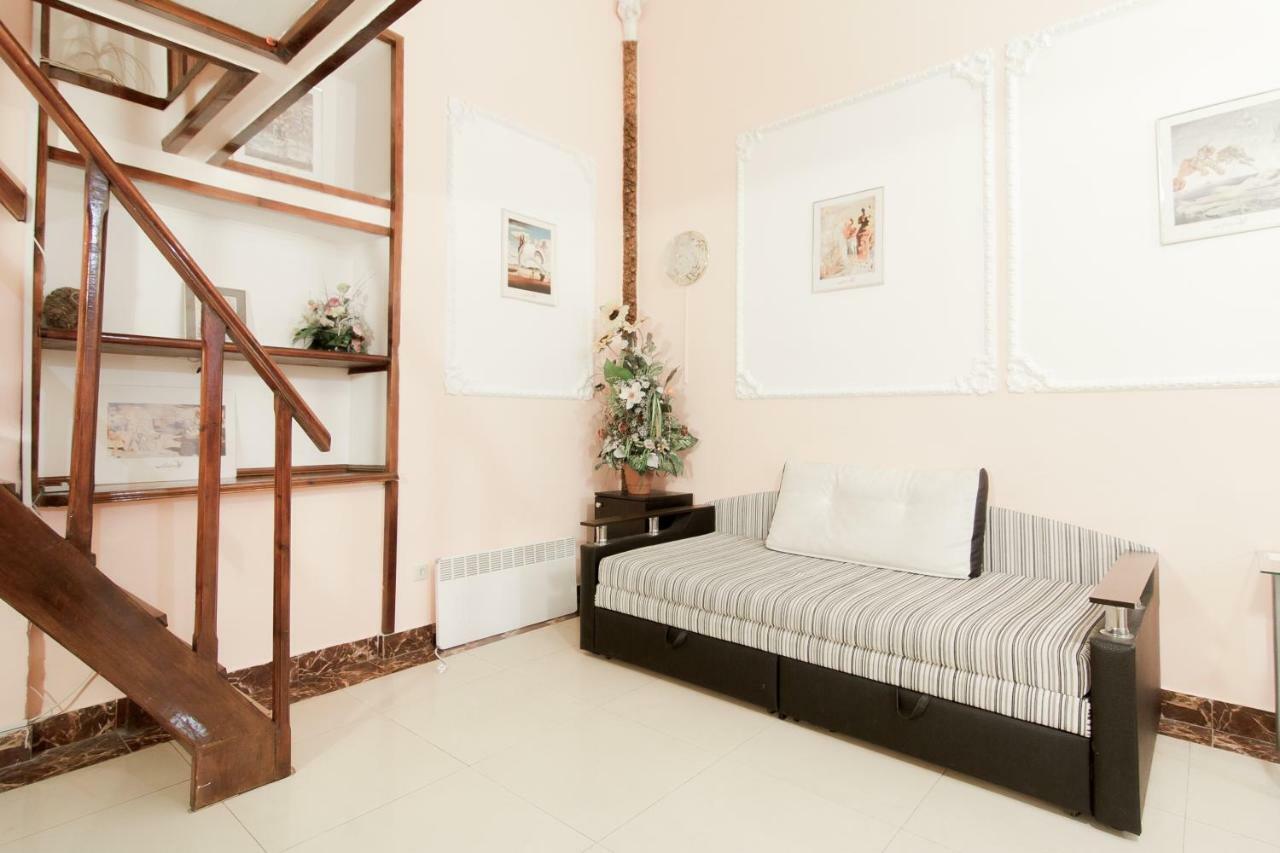 Rent Grecheskaya 50 *