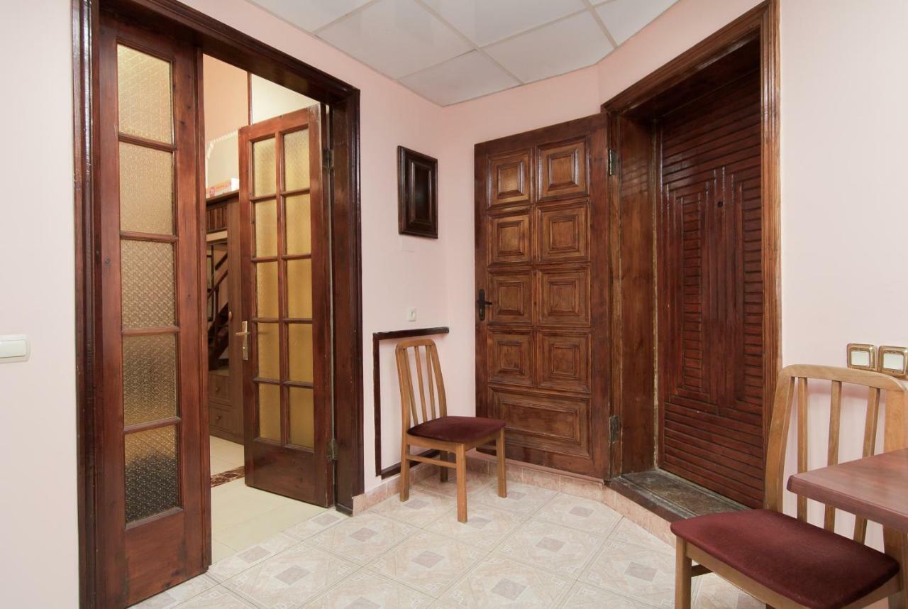 Rent Grecheskaya 50 Апартаменти *